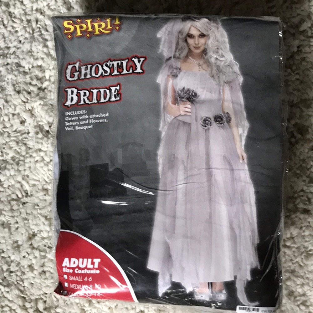 Ghostly Bride Costume